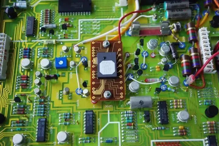 electronic pcb circuit board.jpg