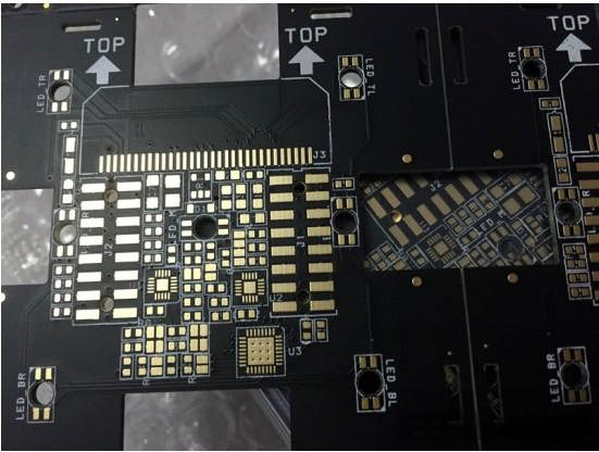 pcb manufacturing.jpg